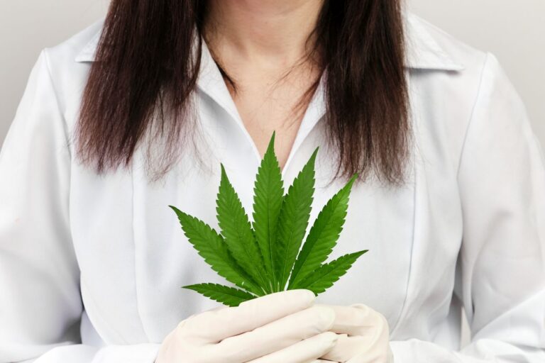 Jakie schorzenia kwalifikuja do rozpoczecia terapii medyczna marihuana